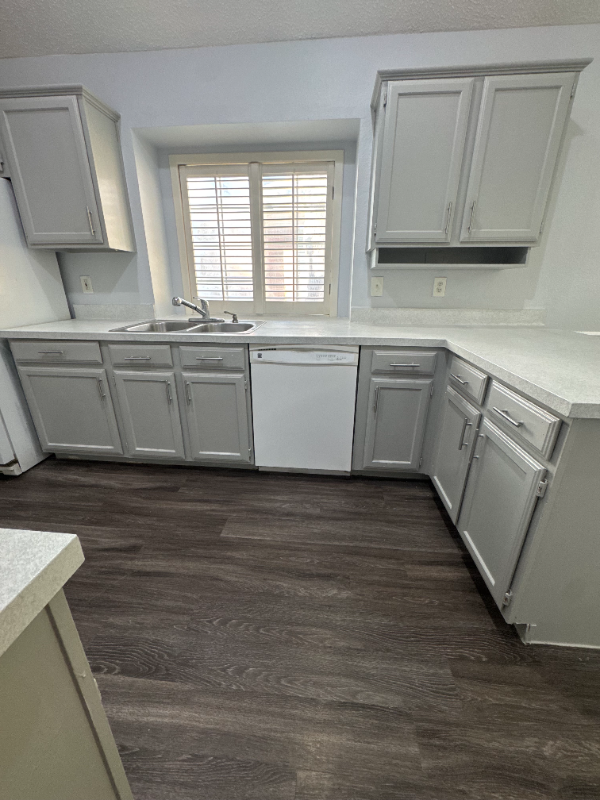 7504 Bear Lake Dr - Photo 7 of 20