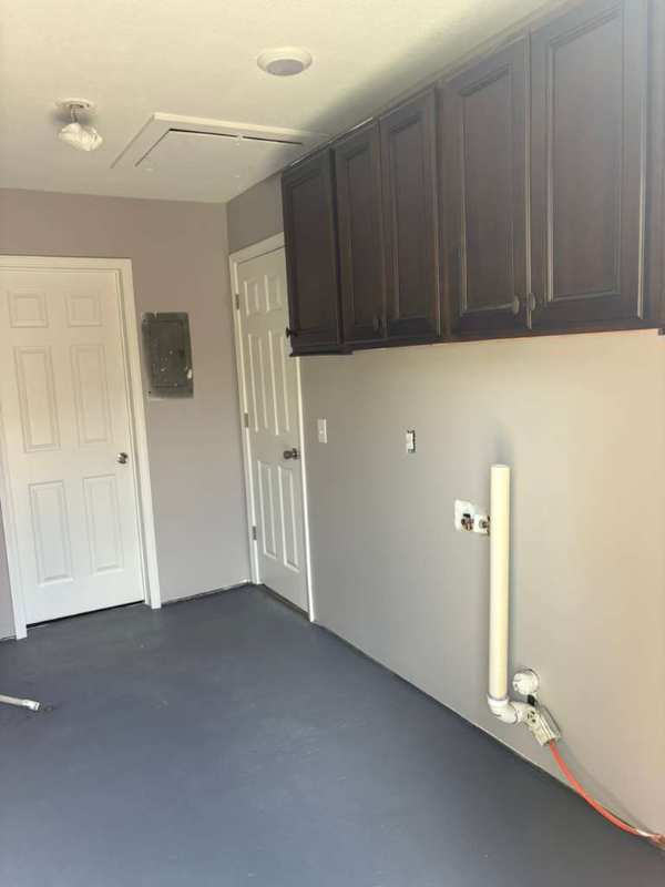 2601 E Oakbrook Dr #B - Photo 3 of 7