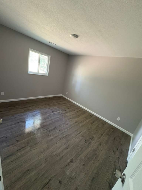 2601 E Oakbrook Dr #B - Photo 5 of 7