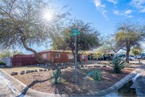 featured image of 1414 N Cameron Ave