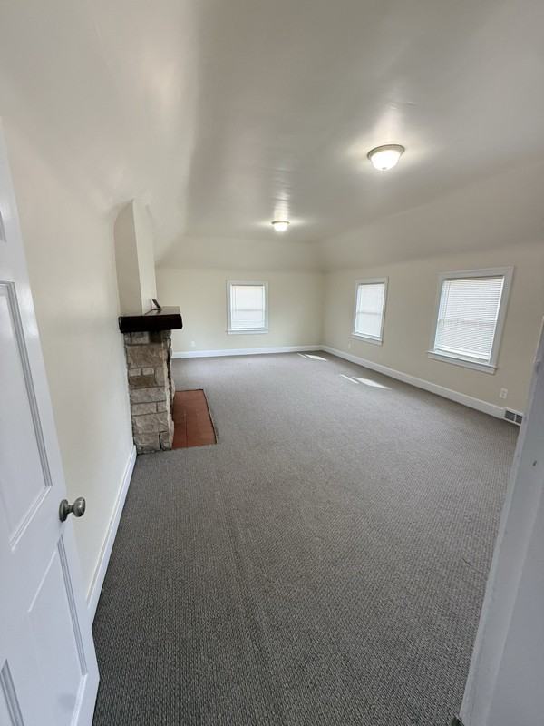 217 Norbourne Blvd - Photo 5 of 15