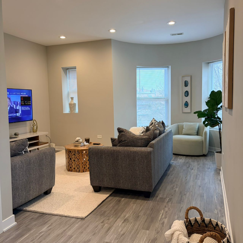 4753 S Saint Lawrence Ave #3 - Photo 2 of 16