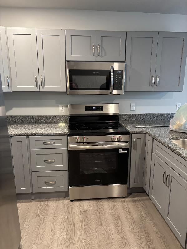 523 W 17th St #1 - Photo 3 of 8