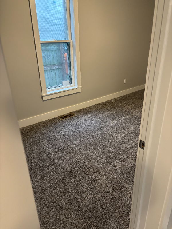 523 W 17th St #1 - Photo 6 of 8