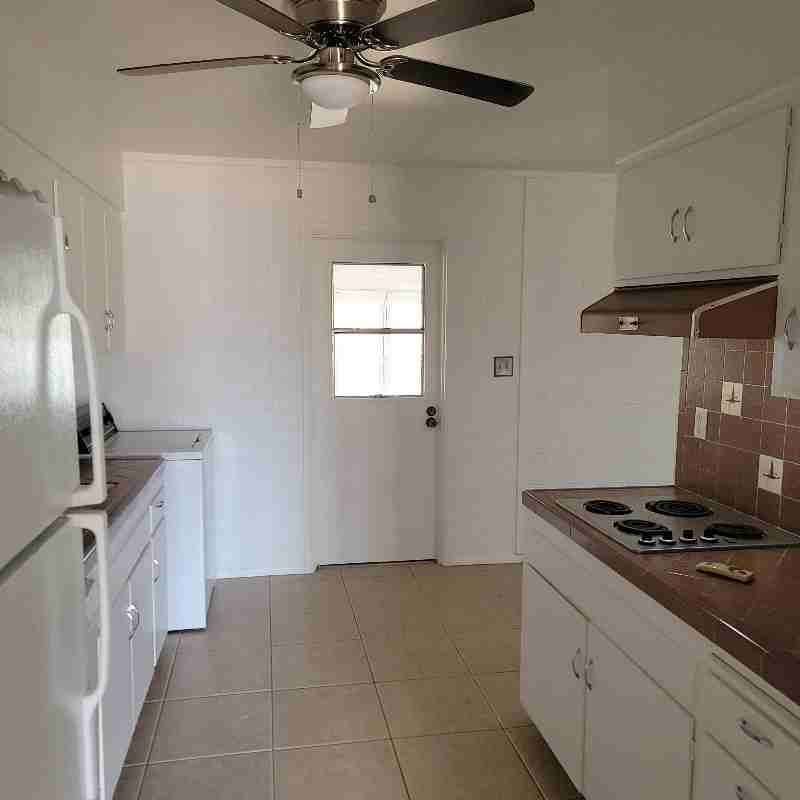 10613 W El Rancho Dr - Photo 4 of 20