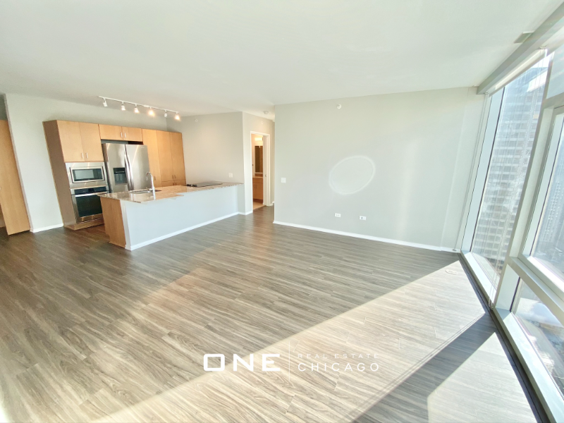 190 E Illinois St #3005 - Photo 6 of 19