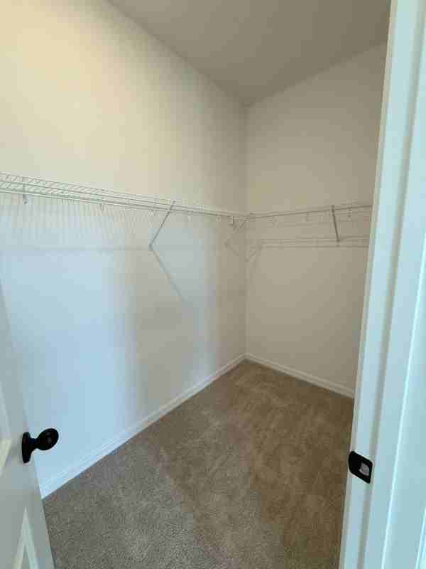 4423 Masthead Ave - Photo 4 of 10