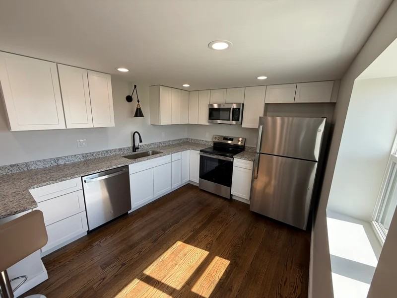 2492 Cincinnati Brookville Rd - Photo 5 of 17