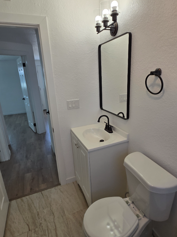 7213 Seward Dr - Photo 7 of 19