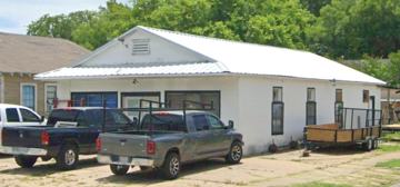 featured image of 902 E Cherry St