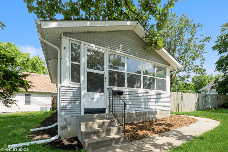 1547 13th St - Photo 2 of 20