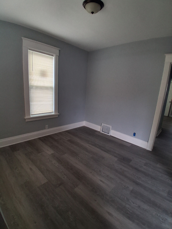 2875 W Grant St - Photo 3 of 5