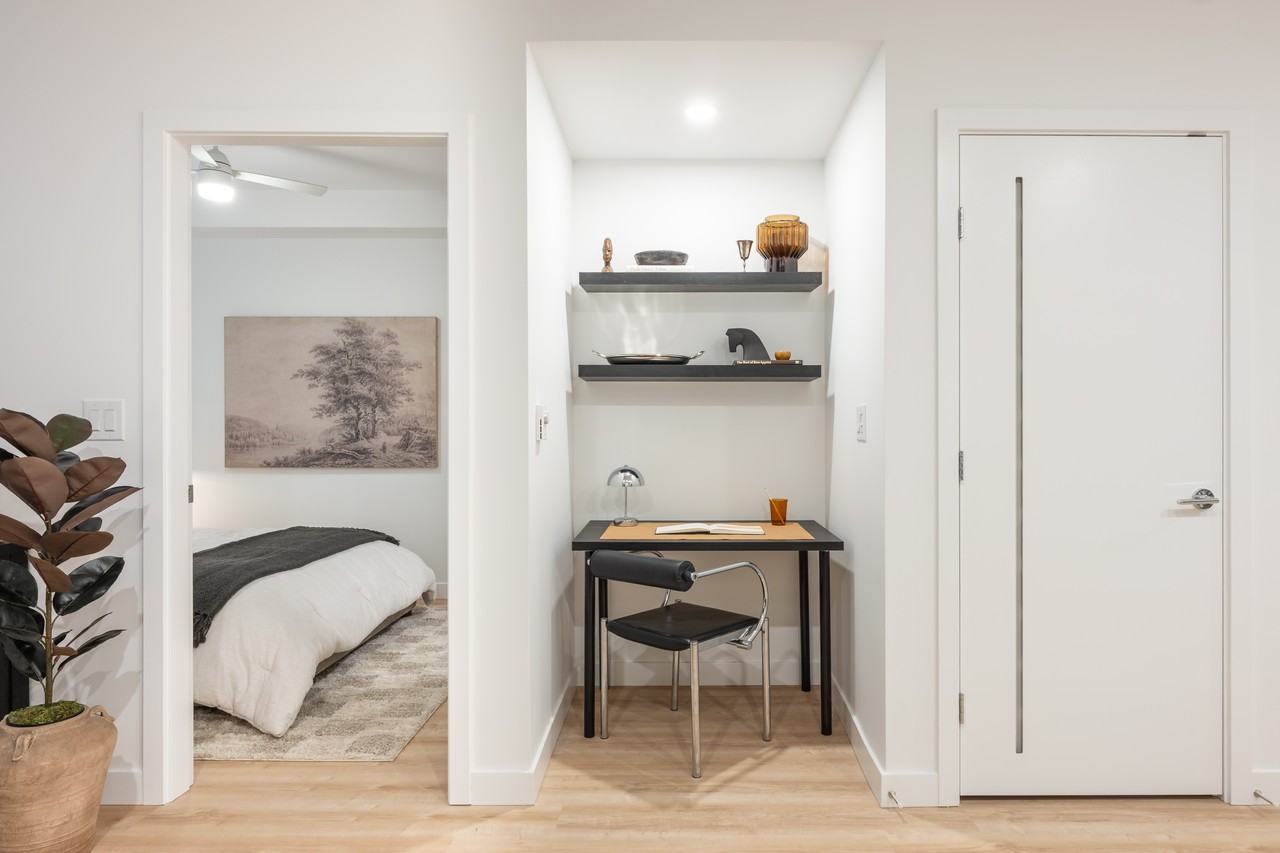 kira - Photo 7 of 19