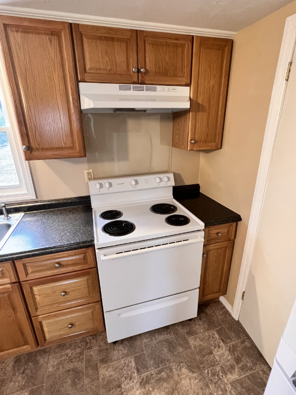 2 Albert Ln #3 - Photo 2 of 18