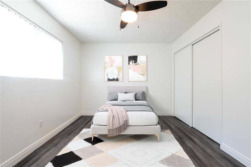 1050 Meadow Lake Dr #13 - Photo 4 of 12