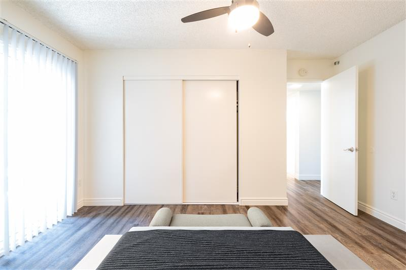 1050 Meadow Lake Dr #13 - Photo 7 of 12