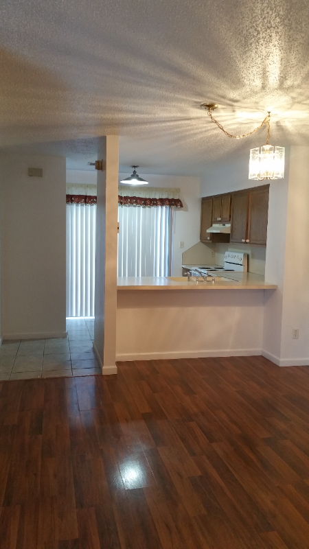 964 Winter Garden Dr #39 - Photo 3 of 5