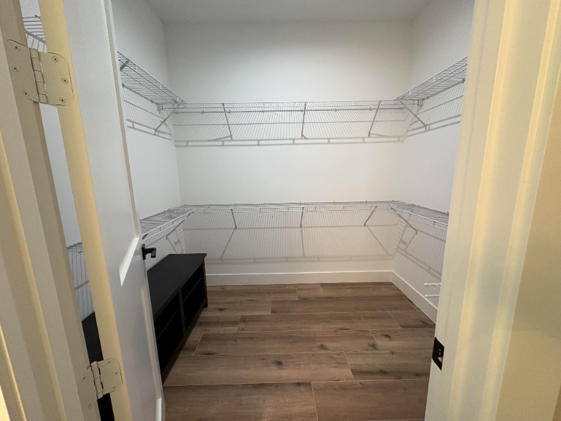 4261 Kathy Ave - Photo 4 of 25