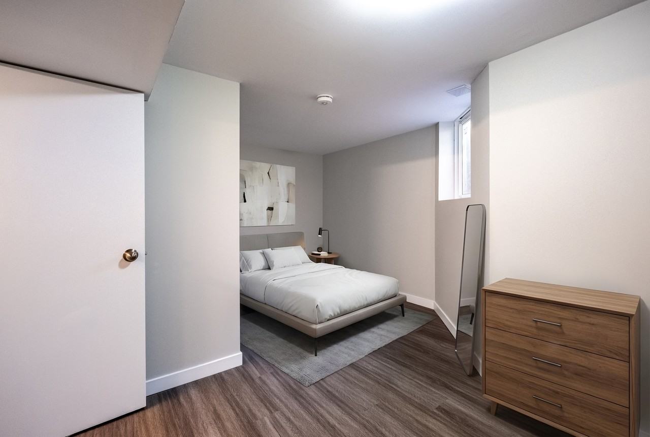 Millwood Brownstones - Photo 6 of 26