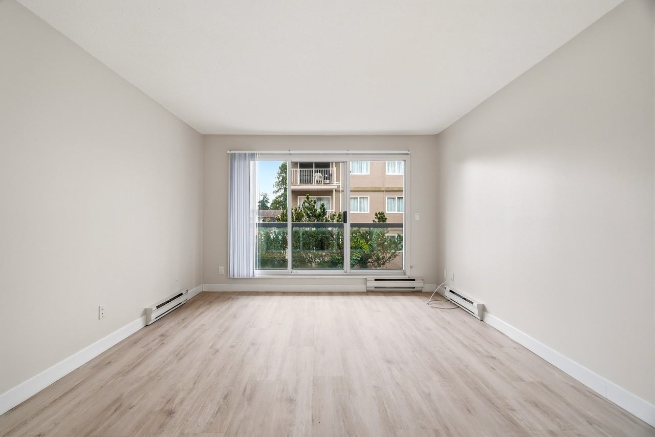 Beachwood - Photo 7 of 50