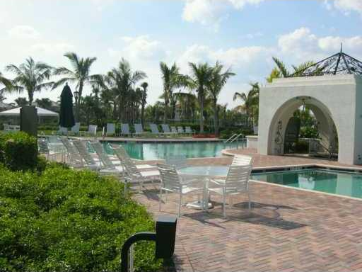 9829 Scribner Ln - Photo 6 of 8