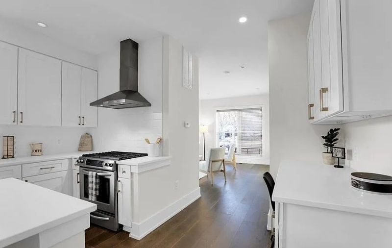 456 Randolph St Nw #1 - Photo 7 of 20