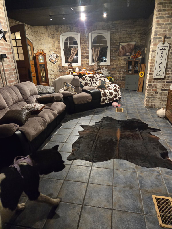 415 1/2 N Gilbert St