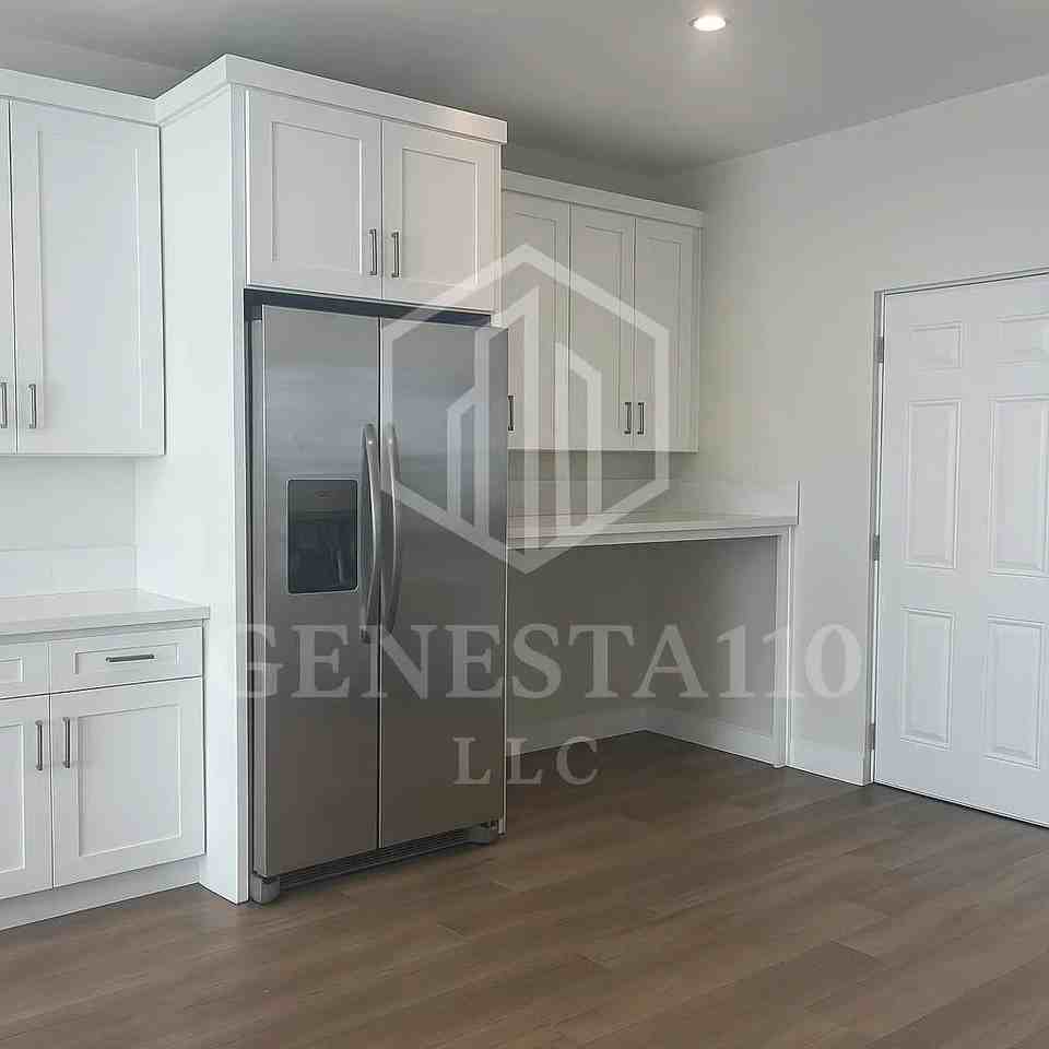 11040 Genesta Ave - Photo 2 of 12