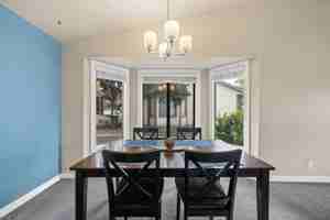 featured image of 592 N Weaver Ave