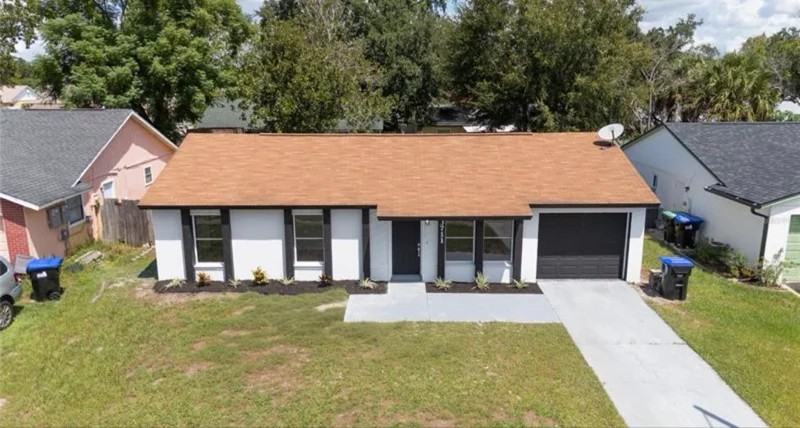 3711 Shady Grove Cir - Photo 2 of 14