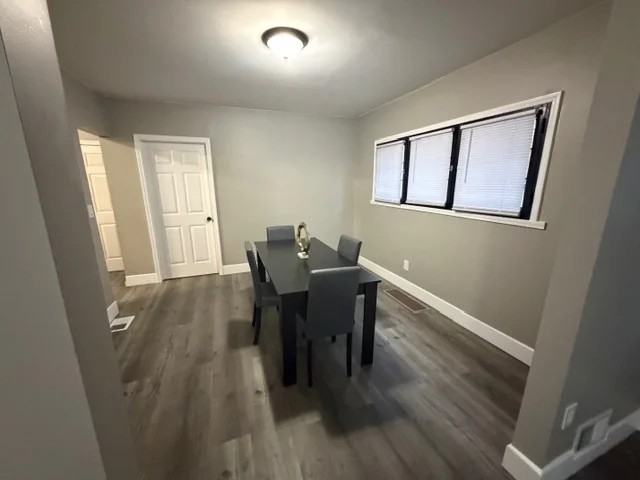 12763 Cloverlawn St - Photo 3 of 10
