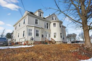 946 N Main St #2SW - Photo 1 of 1