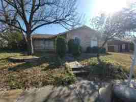 featured image of 2118 Cedarcrest Dr