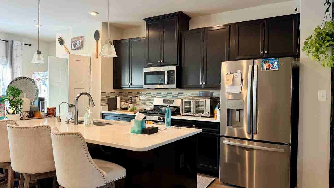 6032 Goshawk St - Photo 6 of 20