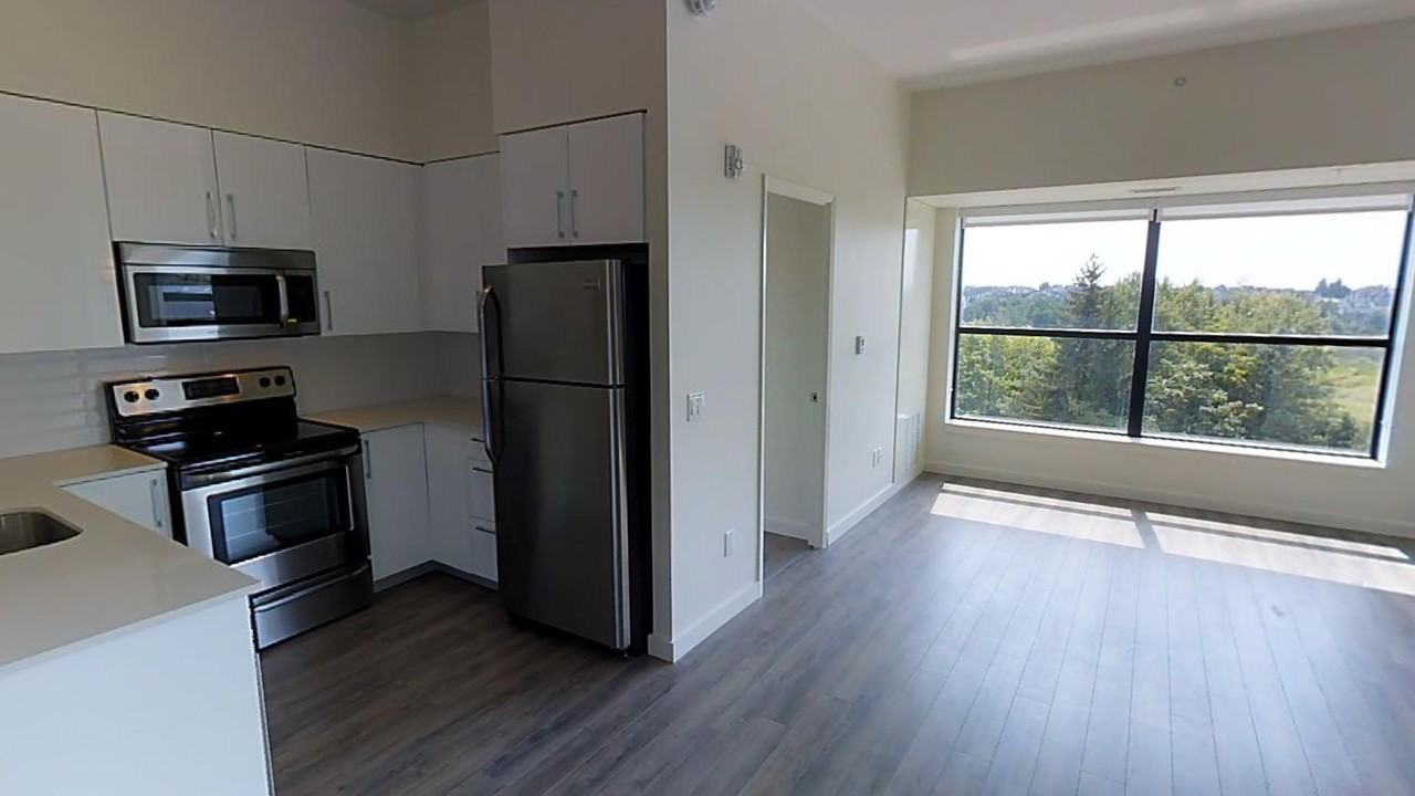 Solstice 2 - Photo 2 of 5