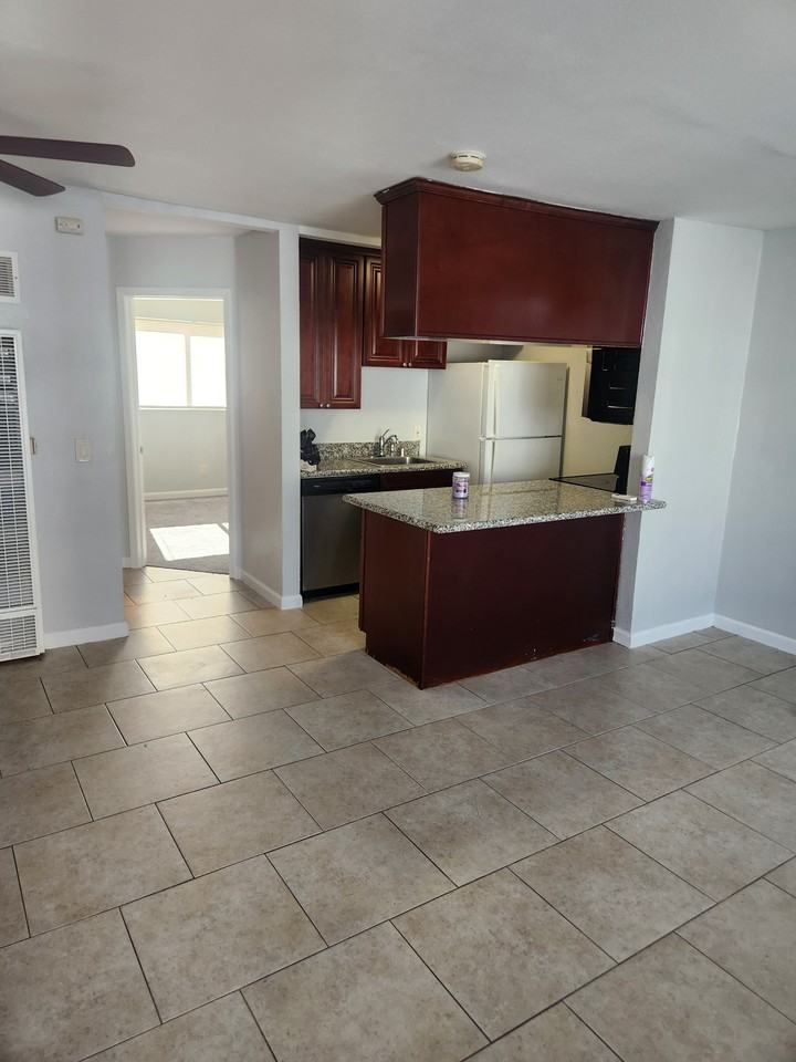 2626 Highland Ave, San Diego, Ca 92105, Usa - Photo 2 of 5