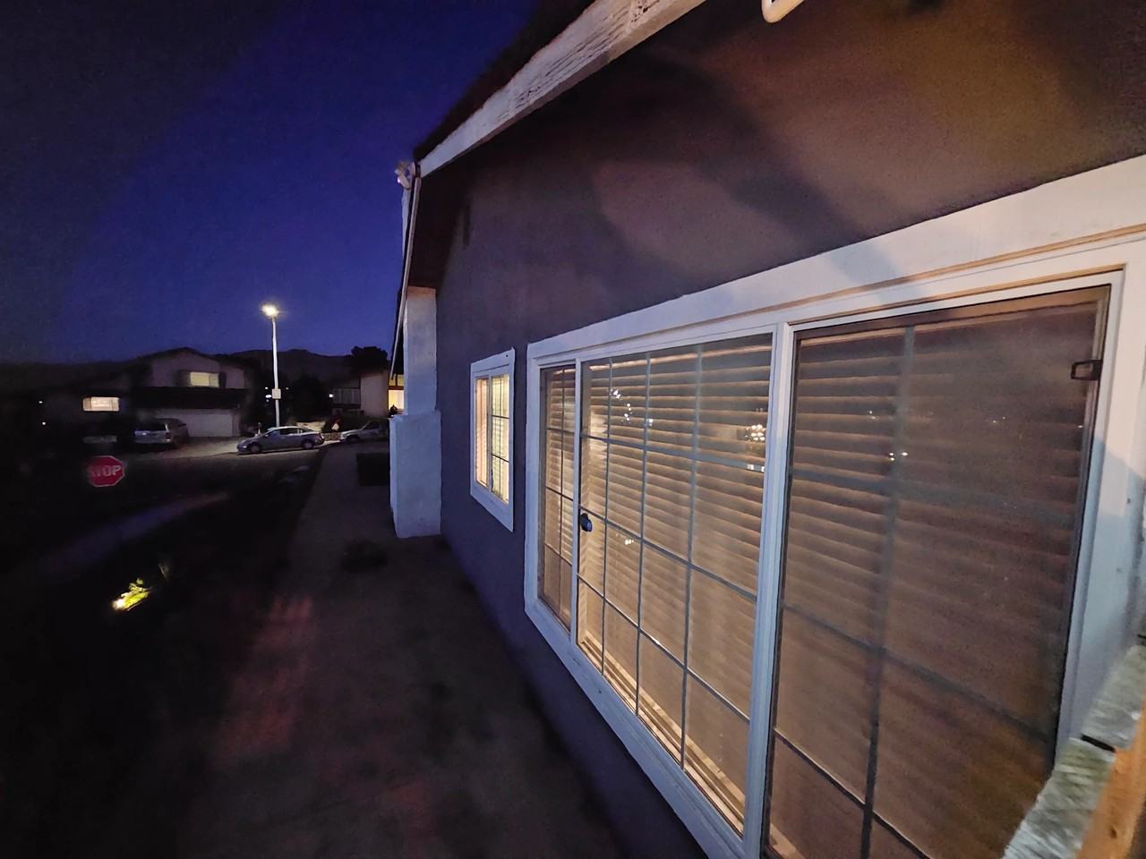 205 Glenview Cir - Photo 2 of 3