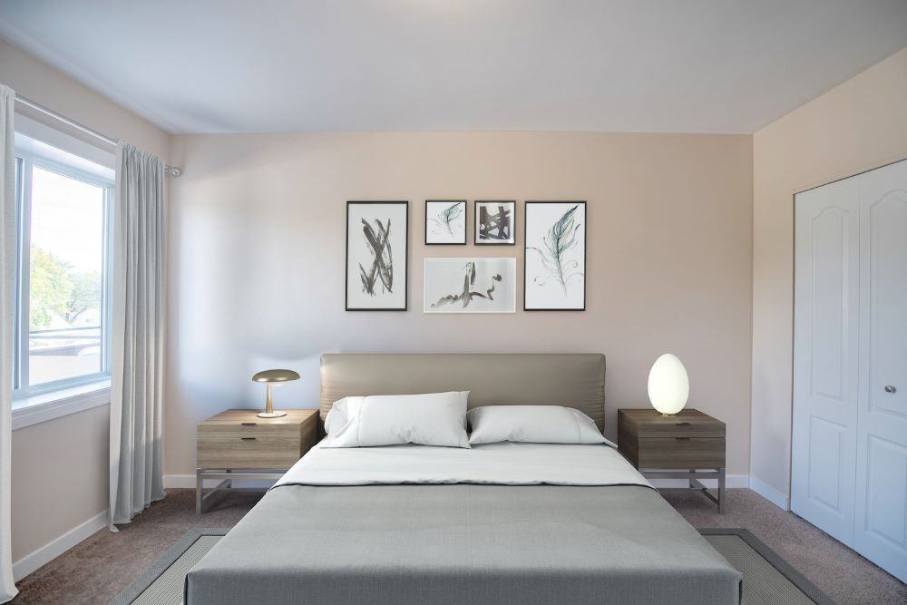 Hyde Park House - Photo 3 of 14