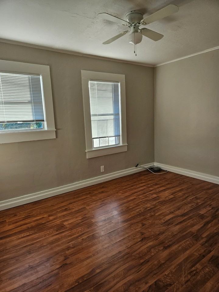 415 Napa St #A - Photo 6 of 10