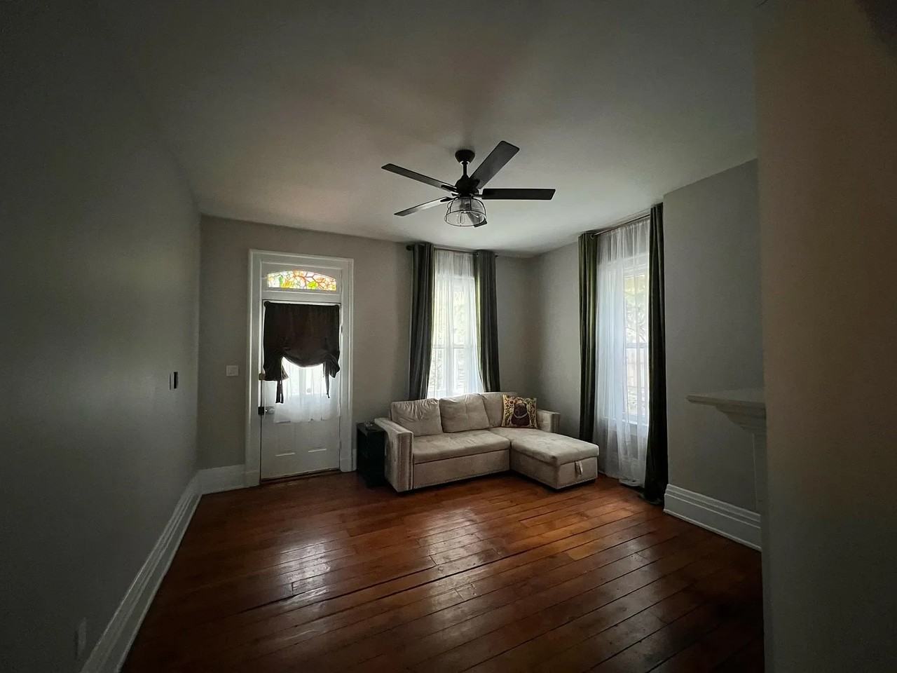 6119 Prentice St #1 - Photo 3 of 7