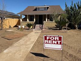 featured image of 418 N Elmwood Ave