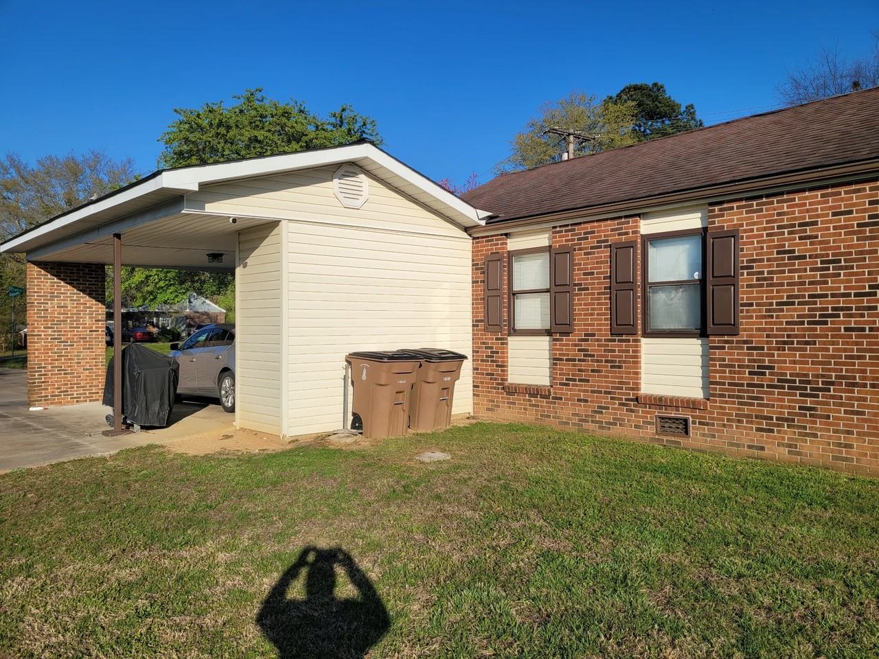 301 Olsen Dr - Photo 3 of 18
