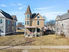 1517 9th Ave - Photo 1 of 1