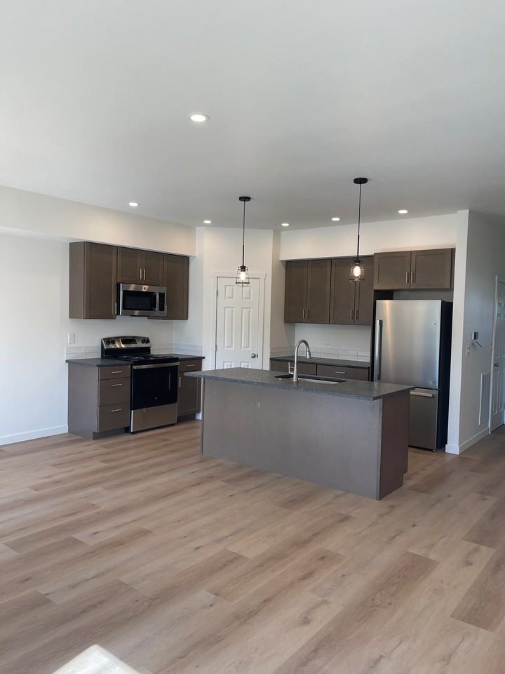 1502 Se Landen Dr #1 - Photo 3 of 16