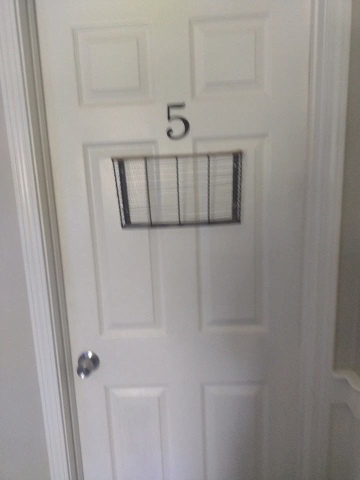2092 River Rd #5 - Photo 2 of 10