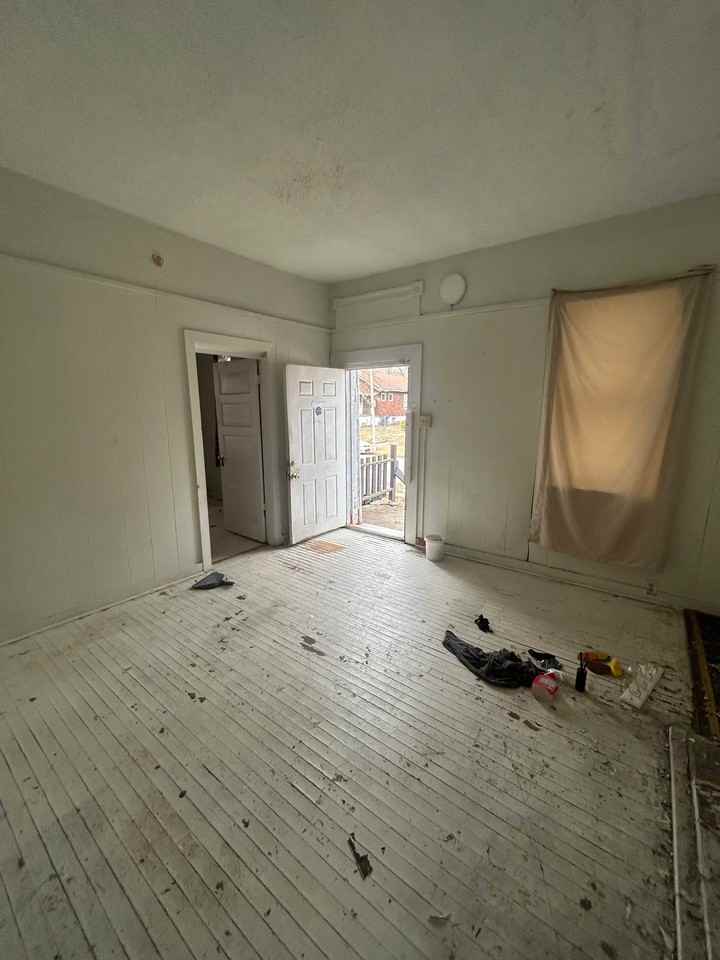 5470 Plover Ave - Photo 3 of 14