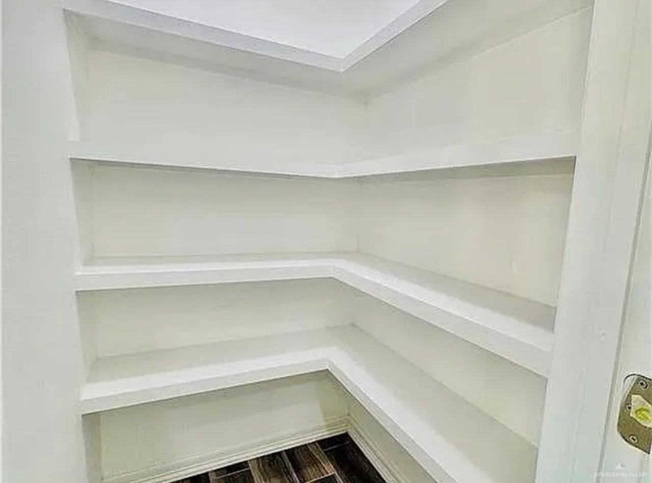 2304 E Tamarindo Dr - Photo 2 of 8