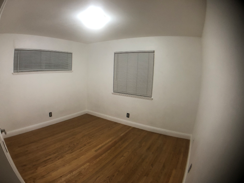 906 Sycamore Ln - Photo 6 of 12