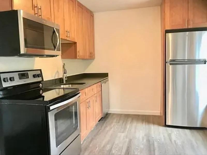 35B Raymond Marchetti St #B - Photo 2 of 6