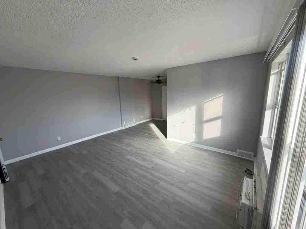 1500 Luxor Rd East Cleveland, Oh 44118, Usa #206 - Photo 2 of 11
